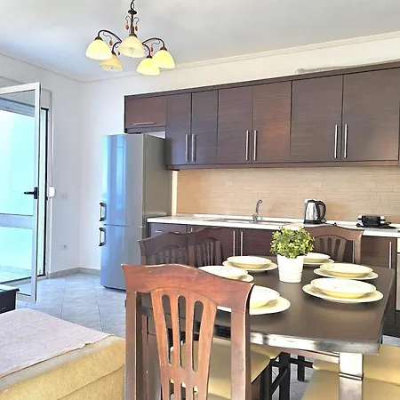 Two Bedroom With Sea View-061 - Happy Apartment
